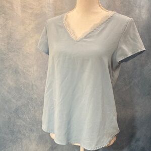 🌺2for$15🌺 Baby Blue V-Neck Women's Short Sleeve Top Lace Lightweight Polyester